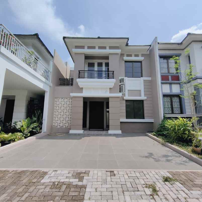 rumah baru lingkungan nyaman di delatinos bsd