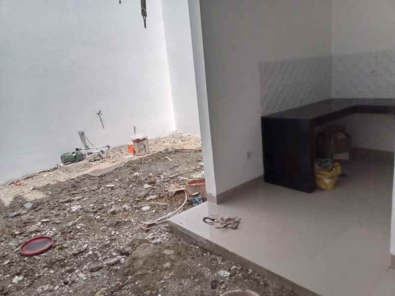 rumah baru mewah siap huni dekat bintaro exchange