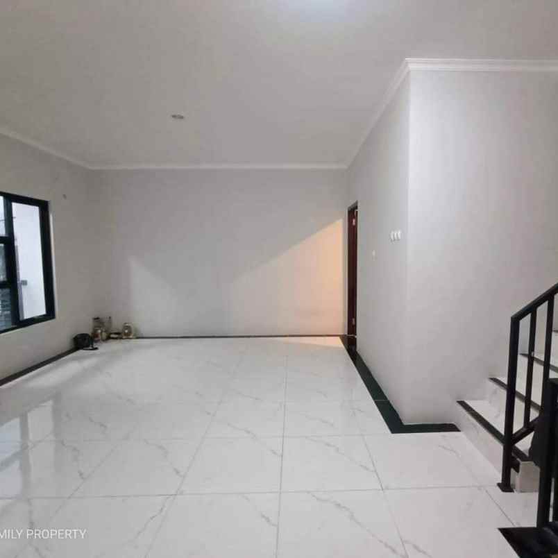 rumah baru murah modern minimalis dekat pondok indah