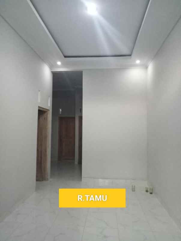 rumah baru siap huni harga murah di madurejo prambanan