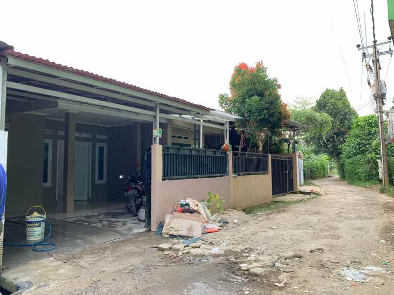 rumah baru siap huni strategis dijual cepat