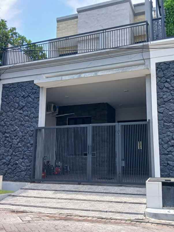 rumah baru surabaya selatan jemur andayani