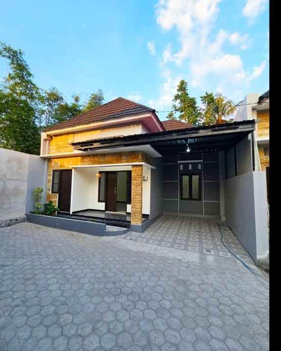 rumah cantik desain modern di ngemplak sleman