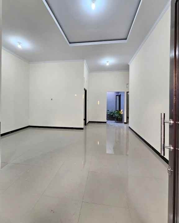 rumah cantik desain modern di ngemplak sleman