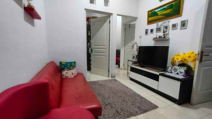 rumah cantik minimalis full furnished