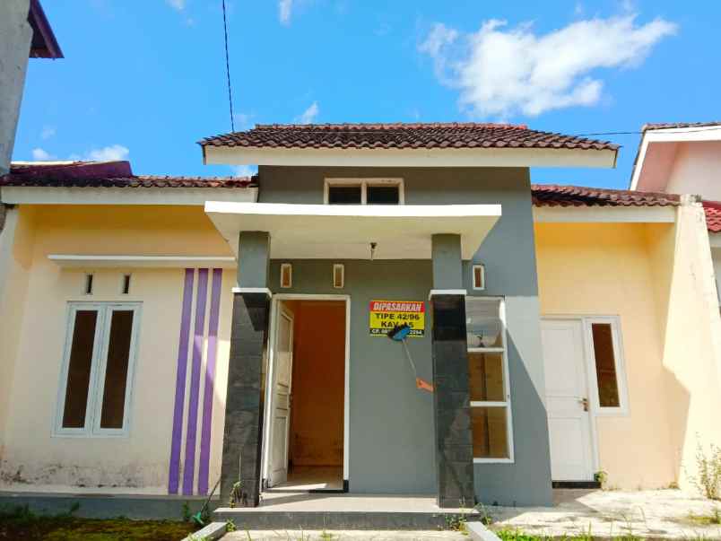 rumah cantik termurah 400 jutaan mertoyudan