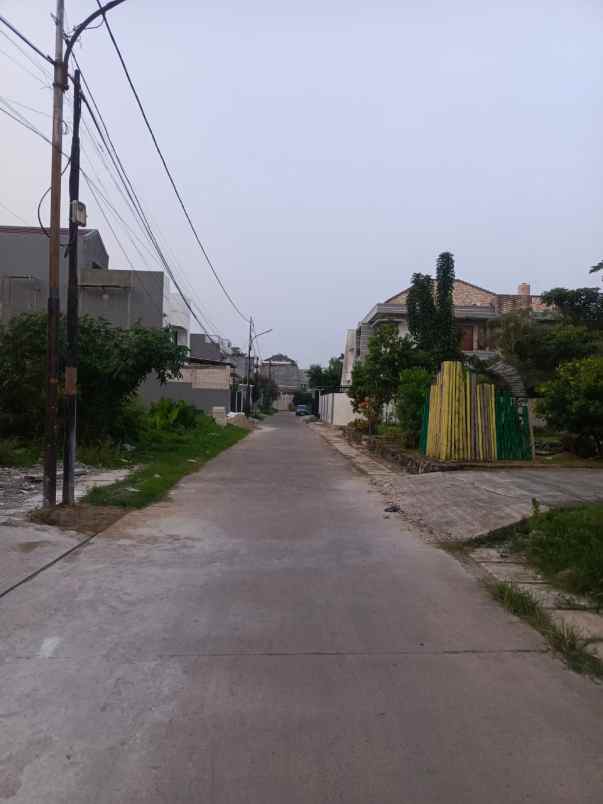 rumah dalam komplek kav dki meruya utara