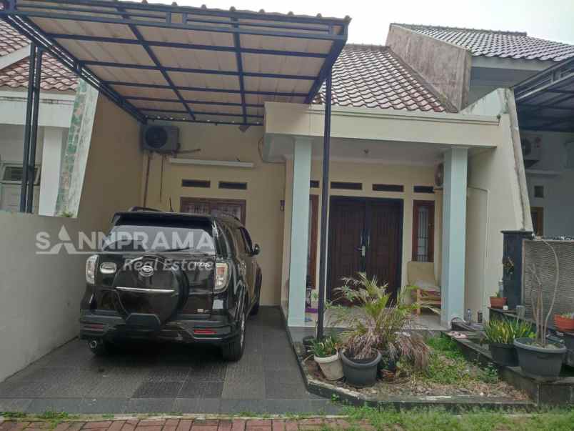 rumah dalam mini cluster dekat ui depok iml