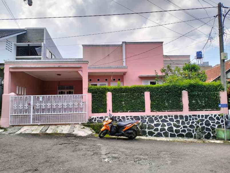 rumah dekat gunung batu jl aruman pesantren