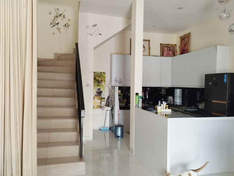 rumah dijual 4 lantai di mutiara gading city bekasi