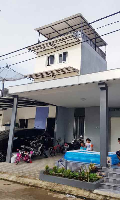 rumah dijual 4 lantai di mutiara gading city bekasi