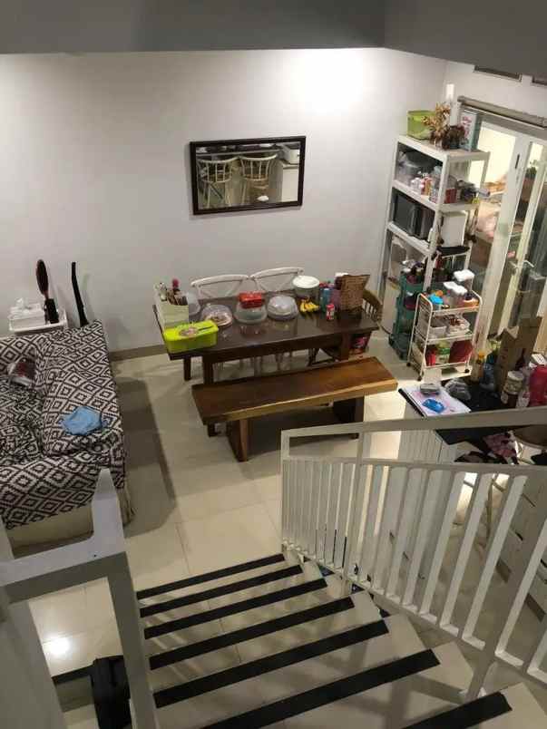 rumah dijual furnished 2 lantai di pondok ranji