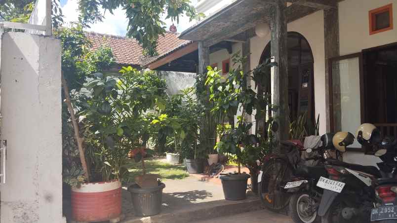 rumah dua lantai di semat berawa