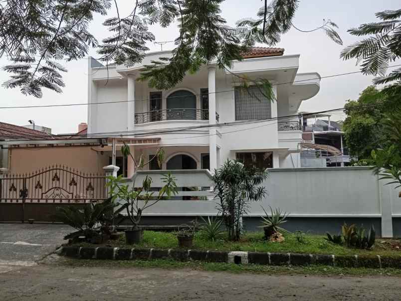 rumah hook rapi terawat di sunter jakarta utara