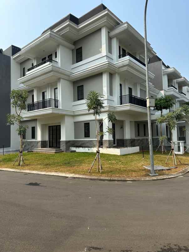 rumah hook siap huni cluster winona alam sutera
