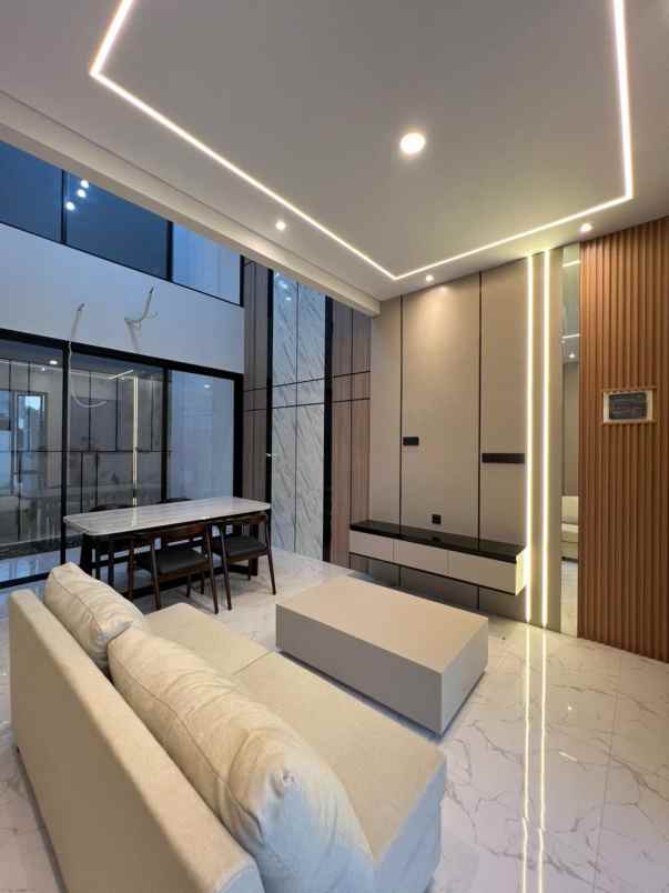 rumah jagakarsa dekat cilandak