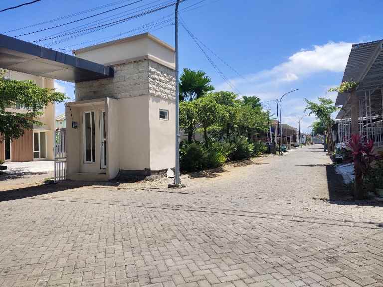 rumah jalan bengawan solo lumajang