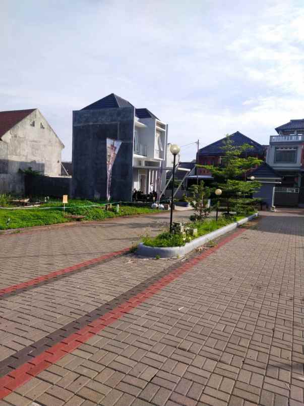 rumah jl kolonel masturi