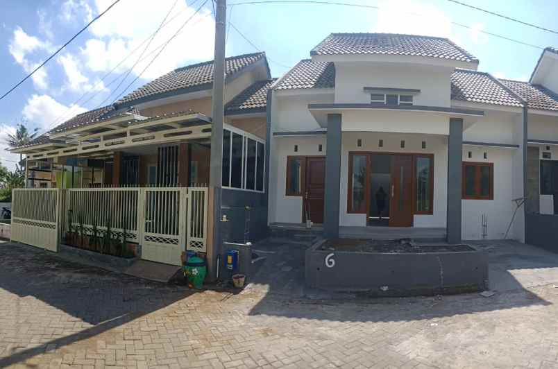 rumah jl sekar sari tlogowaru