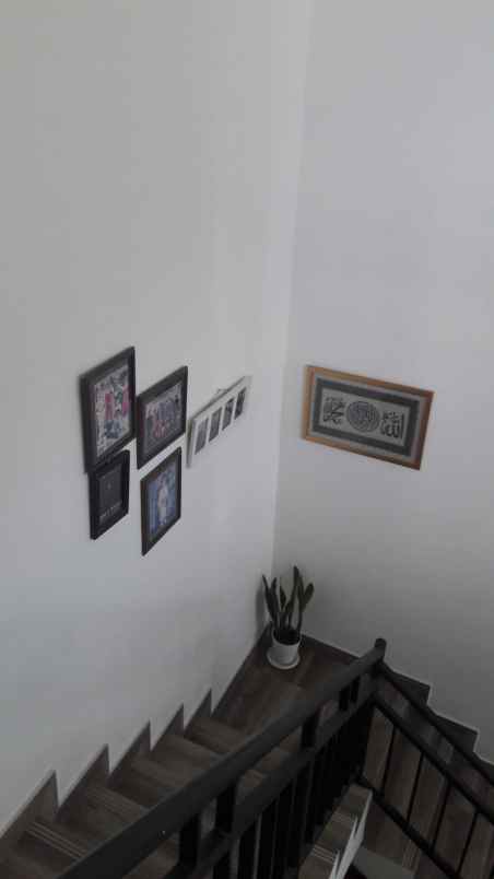 rumah komplek cihanjuang hook 10 menit pemkot cimahi