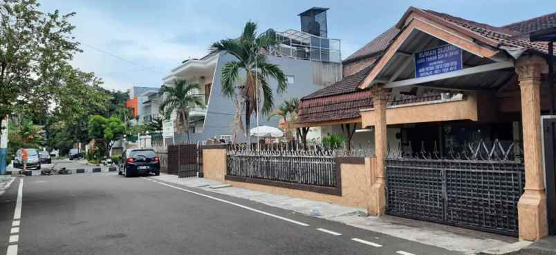 rumah kompleks pulomas