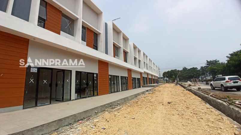 rumah kreatif ready stok di jln utama klapanunggal