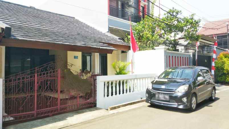 rumah lama murah duren sawit jakarta timur