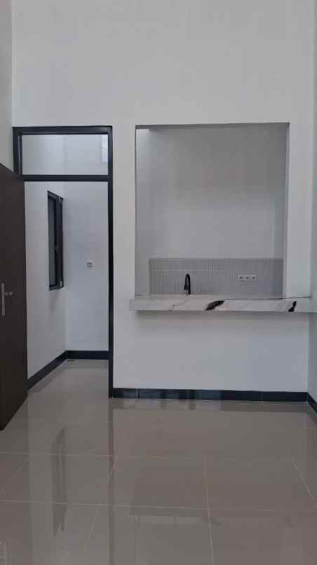 rumah langsung huni shm dp 0 rupiah