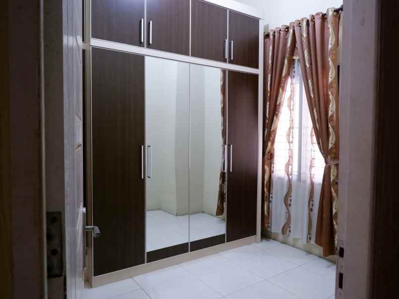 rumah lokasi strategis full furnish