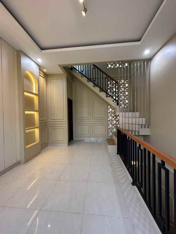 rumah masa depan siap huni cibubur hook jakarta timur