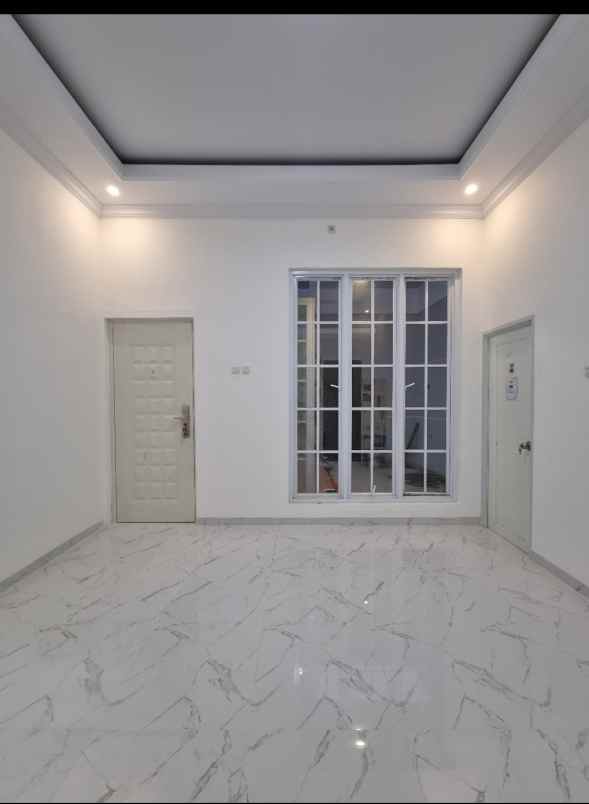 rumah mewah 2 lantai dalam cluster di mampang depok