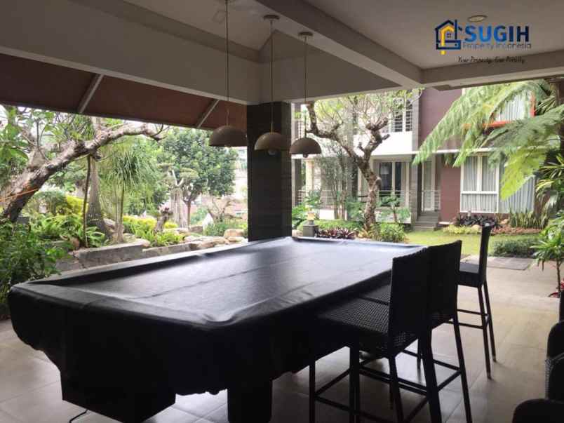 rumah mewah dago resort bandung luas besar harga nego