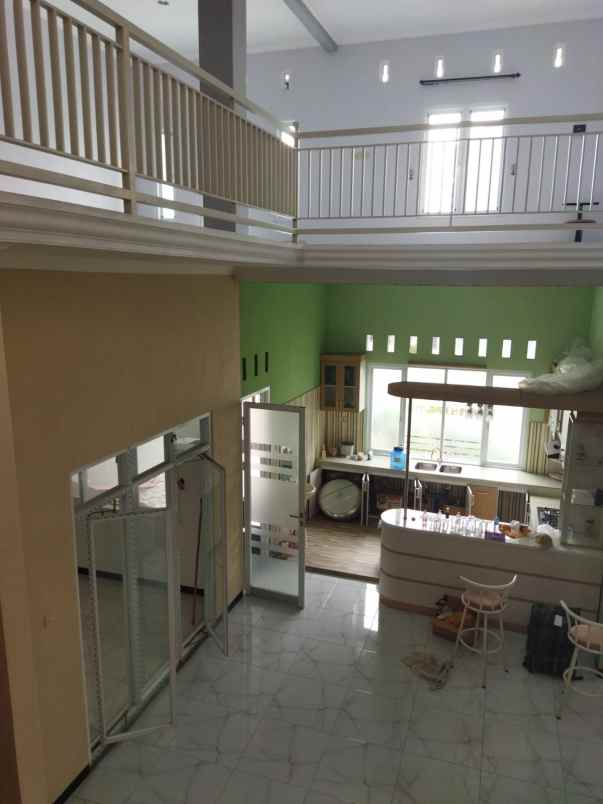 rumah mewah siap huni