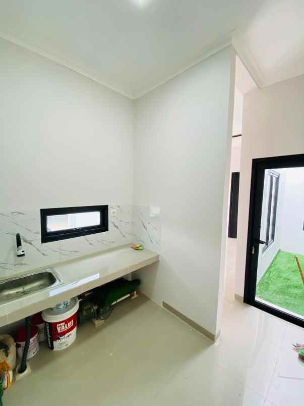 rumah mewah siap huni di kawasan berkembang