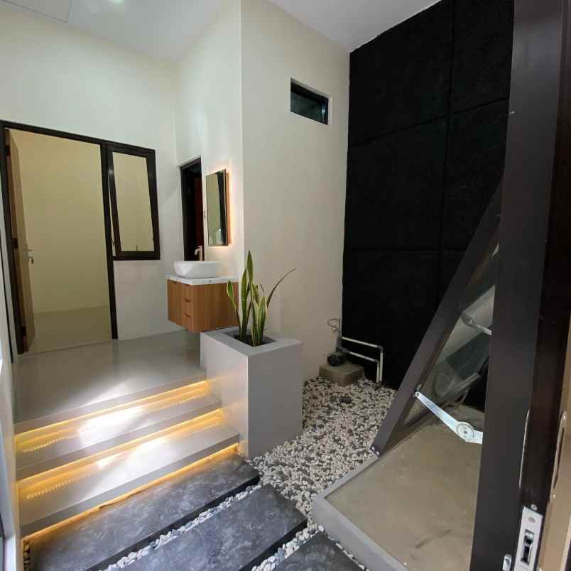 rumah modern jogja untuk anak muda