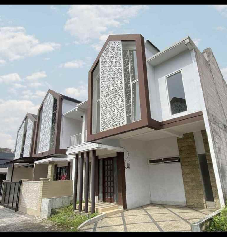 rumah modern minimalis dekat smkn 1 malang