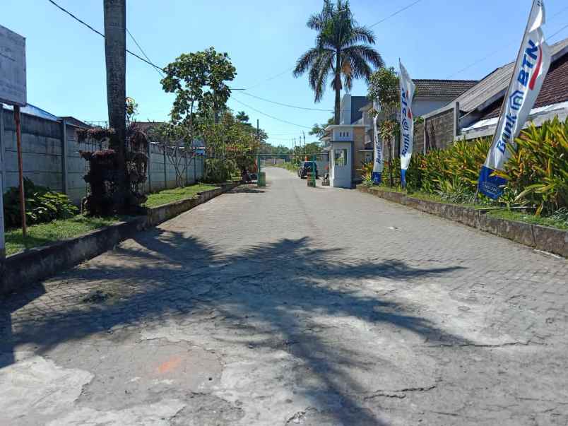 rumah modern minimalis di green palma singosari malang