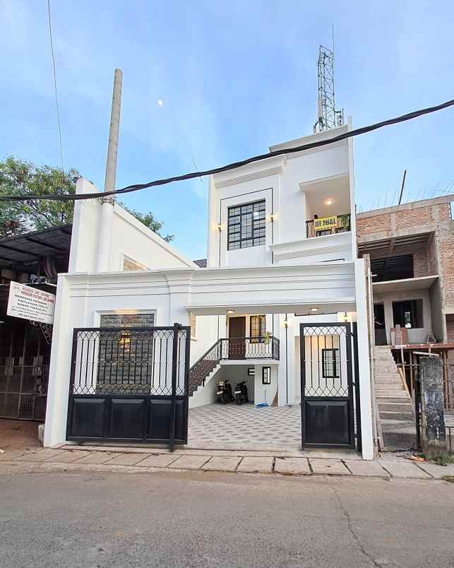 rumah murah dan luas dekat toll cinere depok