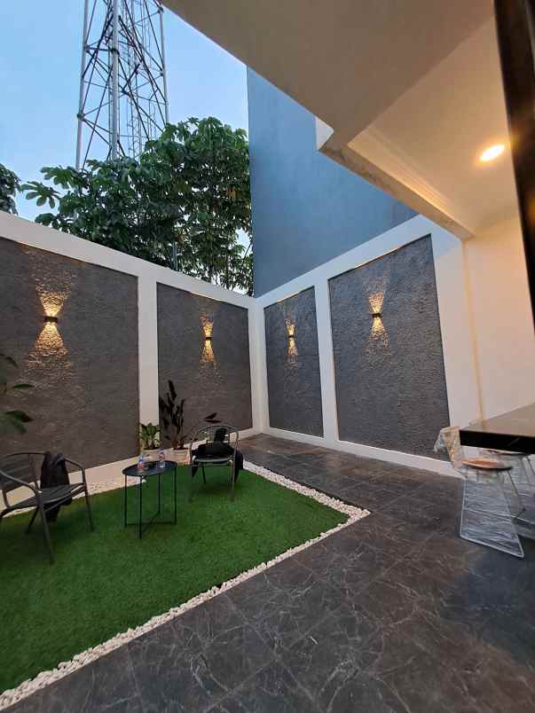 rumah murah dan luas dekat toll cinere depok