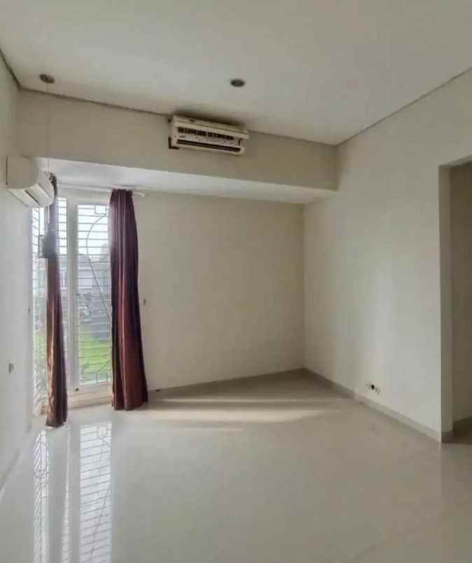 rumah murah lingkungan elit manyar kertajaya surabaya