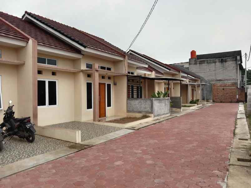 rumah muslim dijual di komsen jatiasih bekasi