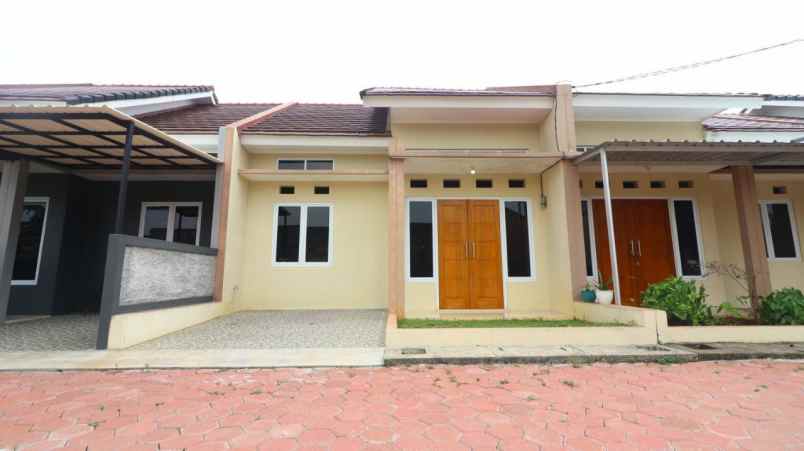 rumah muslim dijual di komsen jatiasih bekasi