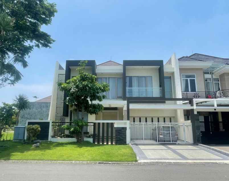 rumah pakuwon city palm beach