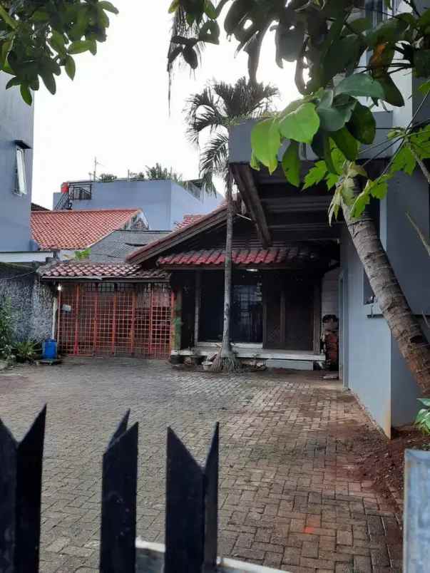 rumah pejaten timur