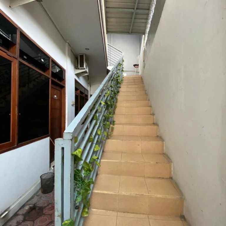 rumah penginapan kost2 ruko