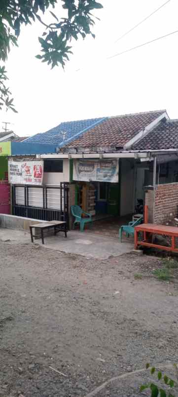 rumah perum siap huni dan strategis