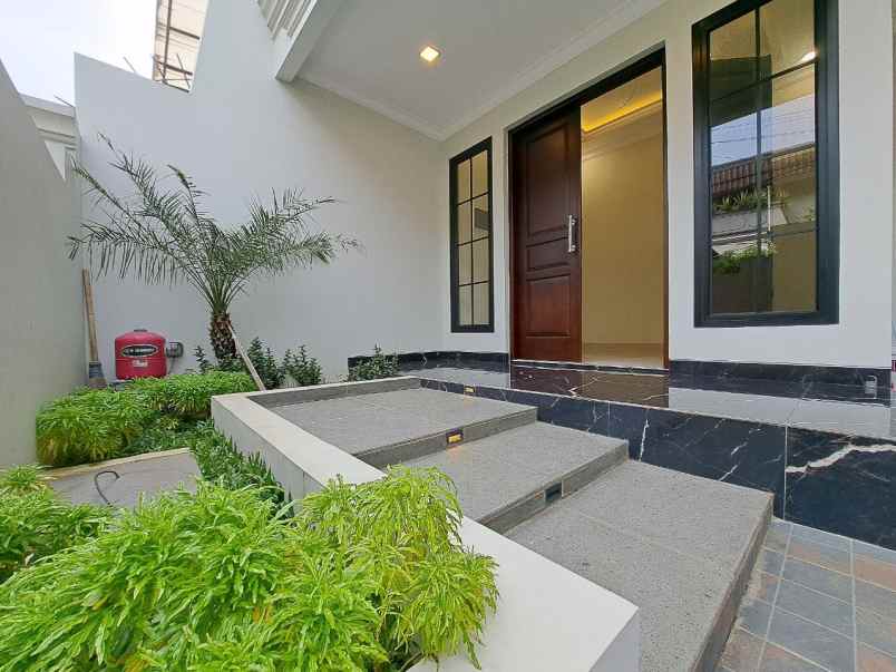 rumah ready 2 lantai rawamangun jakarta timur