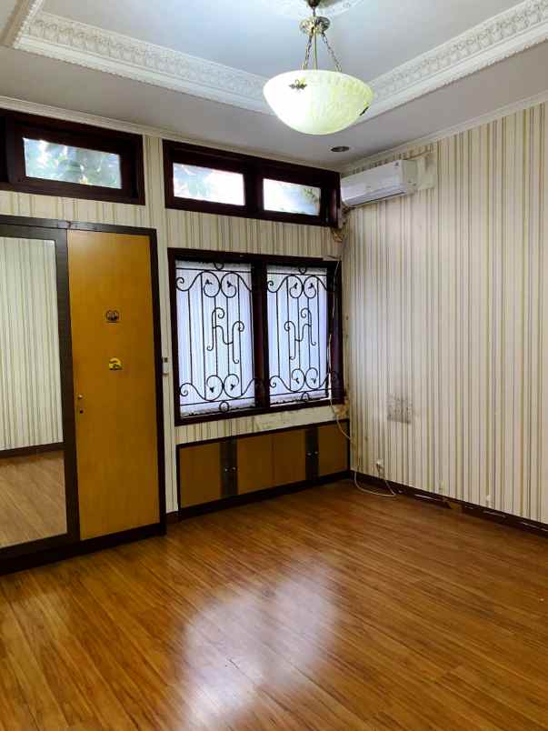 rumah sayap dago hook dekat itb kota bandung siap huni
