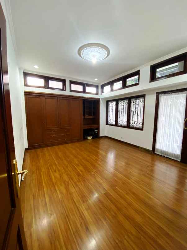 rumah sayap dago hook dekat itb kota bandung siap huni