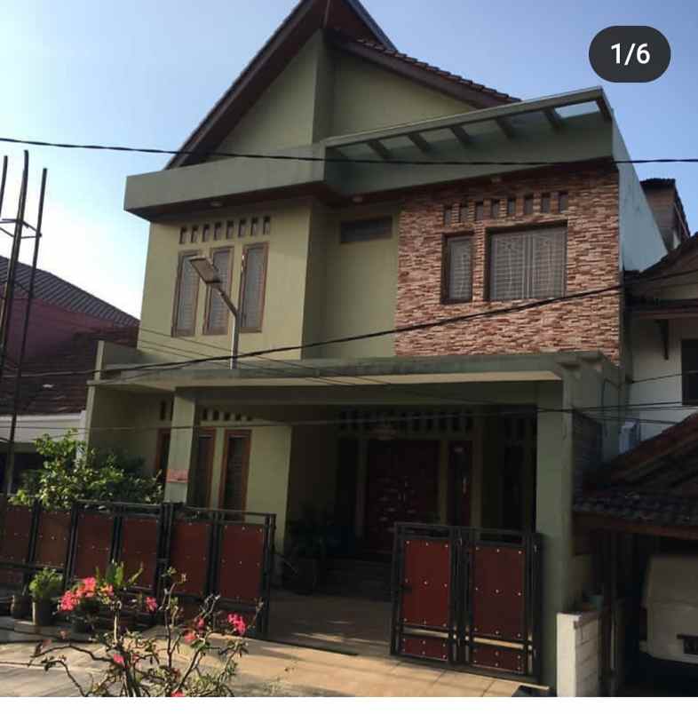 rumah second 2 lantai di bekasi